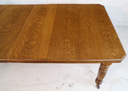 VICTORIAN OAK DINING TABLE 2 LEAVES 6FT 10SEATS 8 - ADDITIONAL PHOTO 9