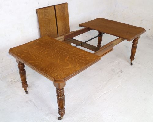 VICTORIAN OAK DINING TABLE 2 LEAVES 6FT 10SEATS 8 - ADDITIONAL PHOTO 12