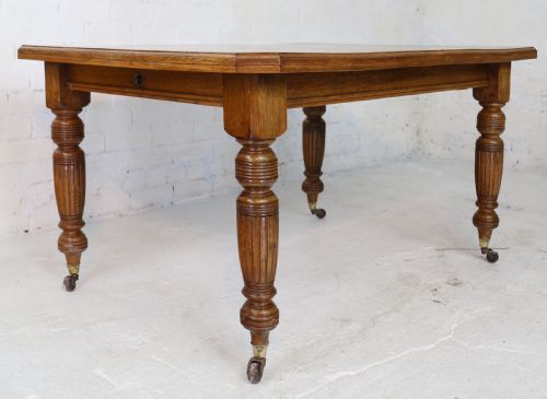 VICTORIAN OAK DINING TABLE 2 LEAVES 6FT 10SEATS 8 - ADDITIONAL PHOTO 18
