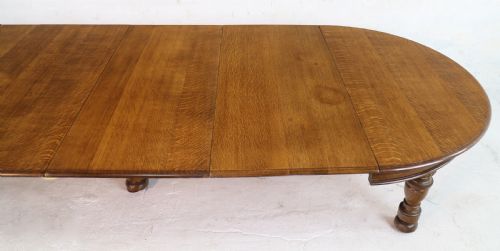 VICTORIAN OAK ROUND EXTENDING DINING TABLE 4 LEAVES 12 12FTSEATS 1214 BY GILLOWS - ADDITIONAL PHOTO 16