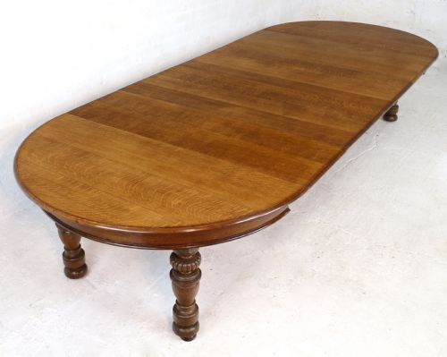 VICTORIAN OAK ROUND EXTENDING DINING TABLE 4 LEAVES 12 12FTSEATS 1214 BY GILLOWS - ADDITIONAL PHOTO 28