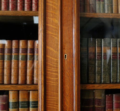 WILLIAM IV OAK BREAKFRONT BOOKCASE - ADDITIONAL PHOTO 11