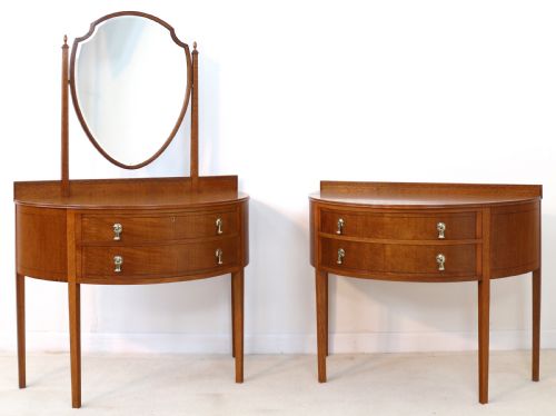PAIR OF ARTS CRAFTS OAK INLAID DRESSING CHESTS BY SHAPLAND PETTER - ADDITIONAL PHOTO 1