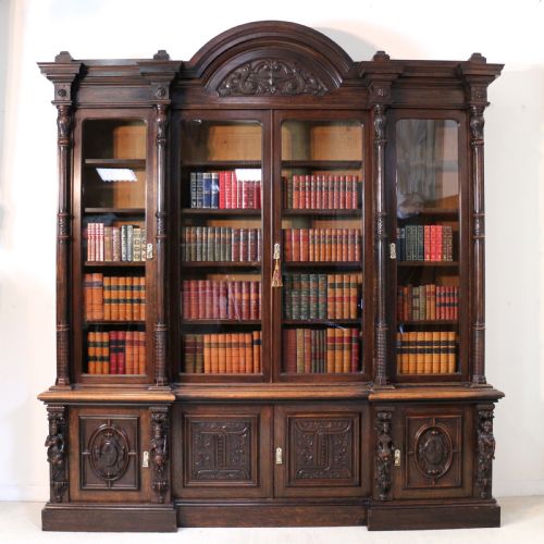 LARGE VICTORIAN CARVED OAK ELIZABETHAN REVIVAL BREAKFRONT BOOKCASE BY WYLIE LOCHHEAD - ADDITIONAL PHOTO 2