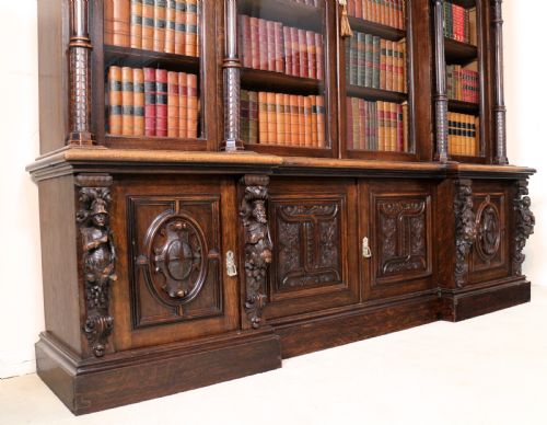 LARGE VICTORIAN CARVED OAK ELIZABETHAN REVIVAL BREAKFRONT BOOKCASE BY WYLIE LOCHHEAD - ADDITIONAL PHOTO 4