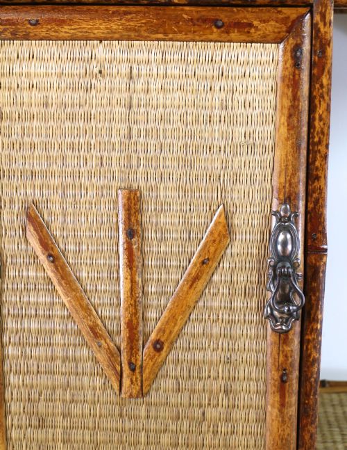 VICTORIAN 'JAPANESE STYLE' BAMBOO RATTAN BEDROOM SUITE WITH WARDROBE DRESSING TABLE WASHSTAND - ADDITIONAL PHOTO 29