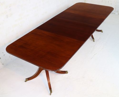 REGENCY LATER SOLID MAHOGANY EXTENDING TWO PILLAR DINING TABLE - ADDITIONAL PHOTO 2