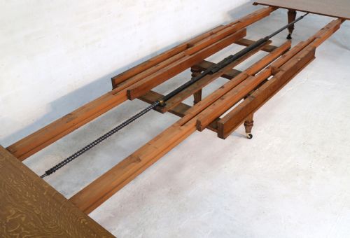 VICTORIAN OAK EXTENDING DINING TABLE 8 LEAVES 18FT SEATS 20 - ADDITIONAL PHOTO 14