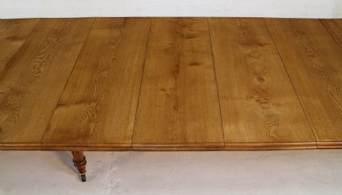 VICTORIAN OAK EXTENDING DINING TABLE 8 LEAVES 18FT SEATS 20 - ADDITIONAL PHOTO 24