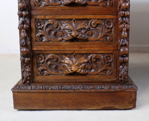 ENGLISH VICTORIAN CARVED OAK PARTNERS DESK ATTRIBUTED TO EDWARDS ROBERTS - ADDITIONAL PHOTO 5