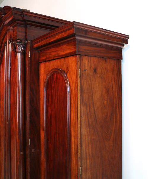 REGENCY MAHOGANY FOUR DOOR BREAKFRONT WARDROBE - ADDITIONAL PHOTO 27