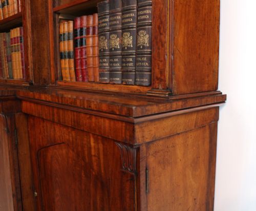 WILLIAM IV MAHOGANY BREAKFRONT LIBRARY BOOKCASE - ADDITIONAL PHOTO 28