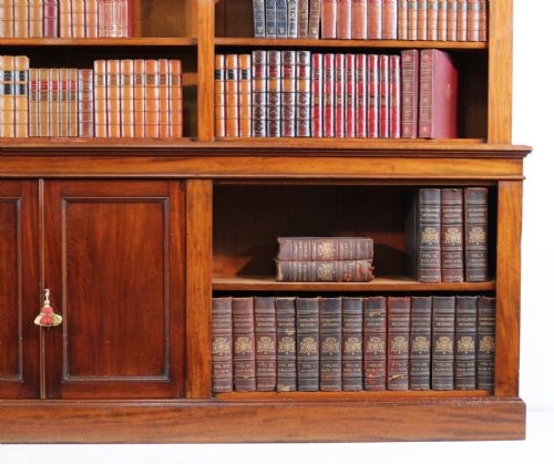 WILLIAM IV MAHOGANY OPEN LIBRARY BOOKCASE - ADDITIONAL PHOTO 5