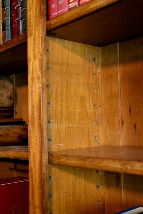 WILLIAM IV MAHOGANY OPEN LIBRARY BOOKCASE - ADDITIONAL PHOTO 18