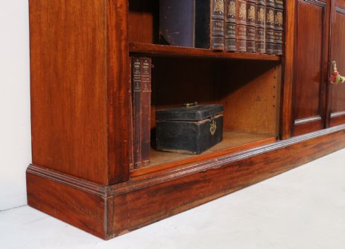WILLIAM IV MAHOGANY OPEN LIBRARY BOOKCASE - ADDITIONAL PHOTO 23