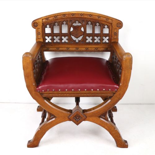SET OF THREE 19TH CENTURY PUGIN STYLE GOTHIC REVIVAL ALTAR OR HALL CHAIRS - ADDITIONAL PHOTO 8