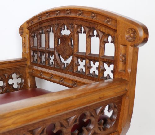 SET OF THREE 19TH CENTURY PUGIN STYLE GOTHIC REVIVAL ALTAR OR HALL CHAIRS - ADDITIONAL PHOTO 17