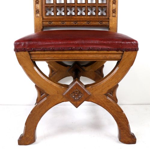 SET OF THREE 19TH CENTURY PUGIN STYLE GOTHIC REVIVAL ALTAR OR HALL CHAIRS - ADDITIONAL PHOTO 26