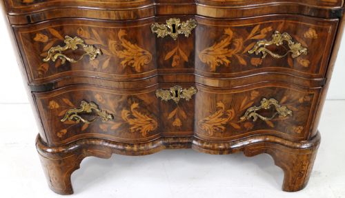 DUTCH WALNUT MARQUETRY CABINETONCHEST - ADDITIONAL PHOTO 11