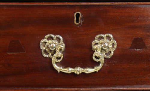 GEORGE III CHIPPENDALE STYLE MAHOGANY FREESTANDING KNEEHOLE LIBRARY DESK - ADDITIONAL PHOTO 10