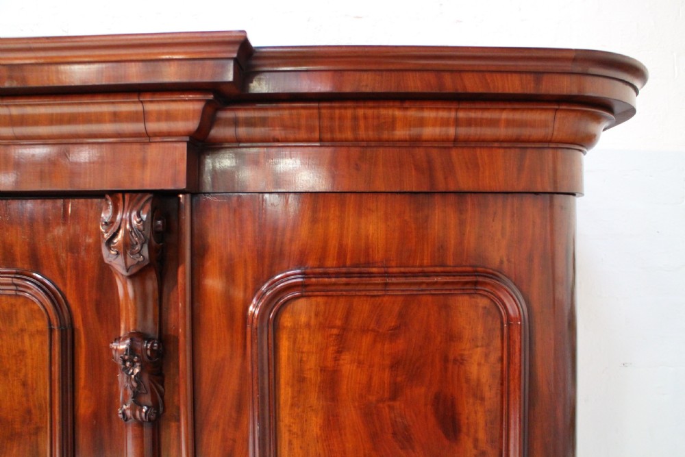 Victorian Mahogany Three Door Breakfront Wardrobe View VIII