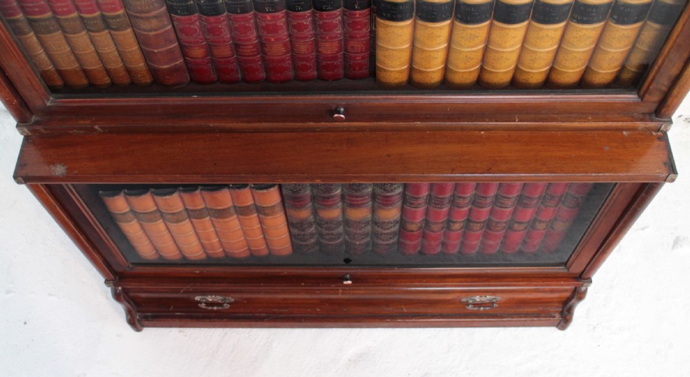 Globe Wernicke Mahogany Five Section Stacking Bookcase, c.1900 View XIII