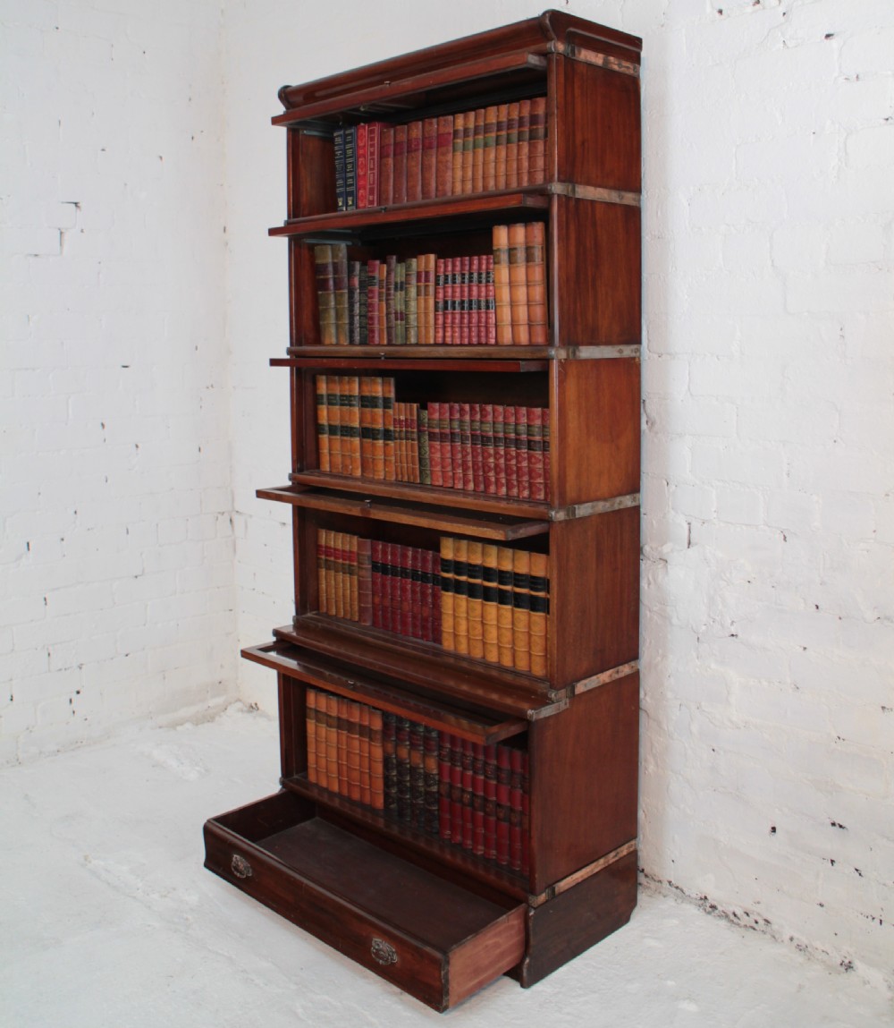 Globe Wernicke Mahogany Five Section Stacking Bookcase, c.1900 View XIV