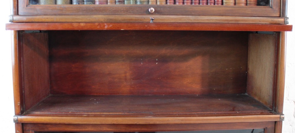 Globe Wernicke Mahogany Five Section Stacking Bookcase, c.1900 View XVIII