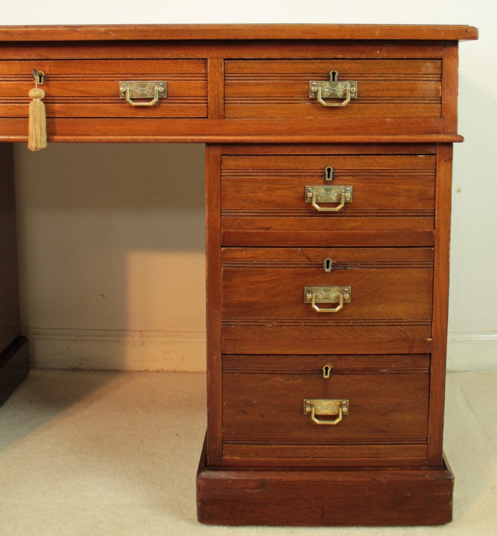 Late Victorian Walnut Pedestal Desk, c.1880 View VII