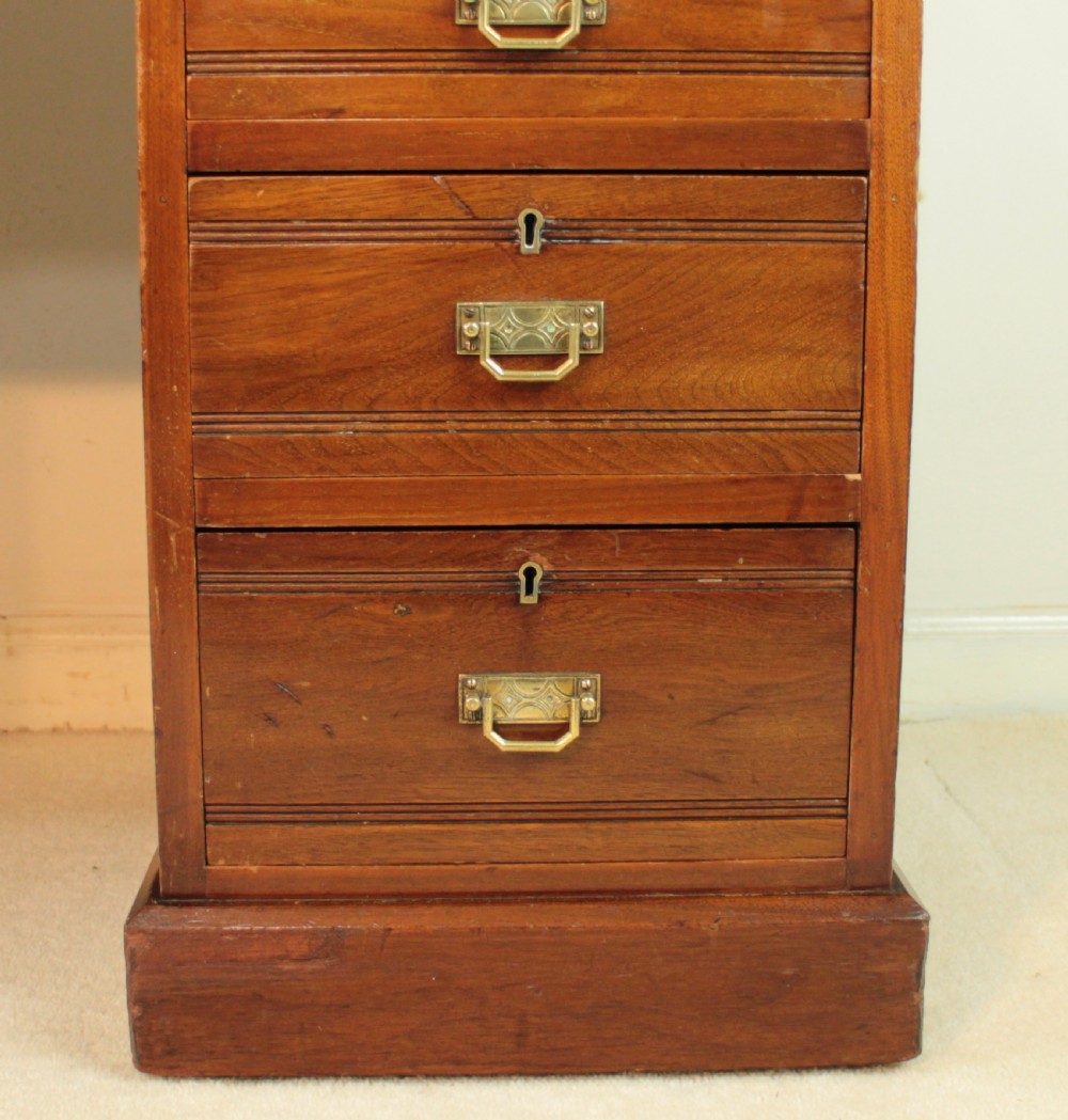 Late Victorian Walnut Pedestal Desk, c.1880 View XIV