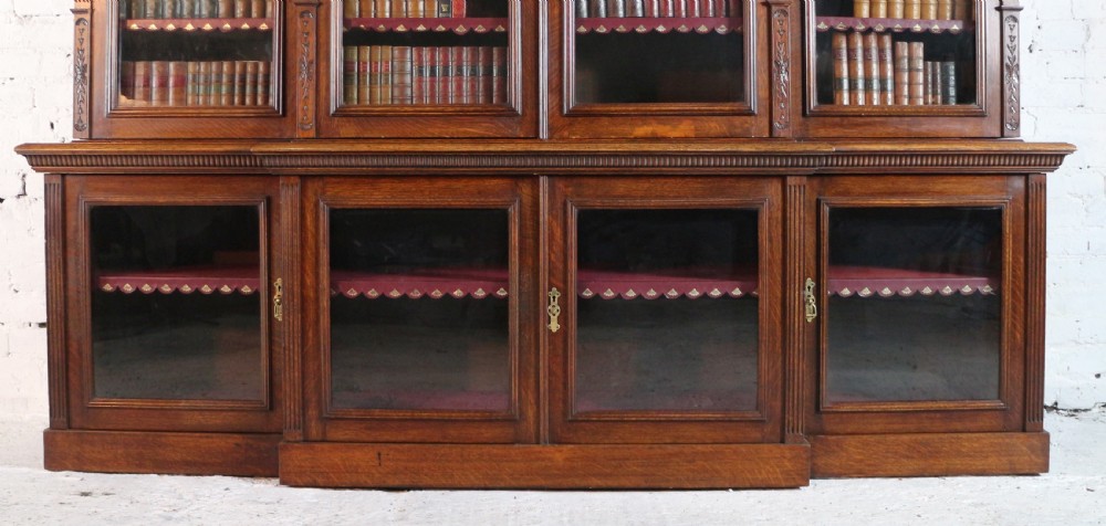 Large Victorian Oak Breakfront Bookcase, attributed to Maple & Co View V