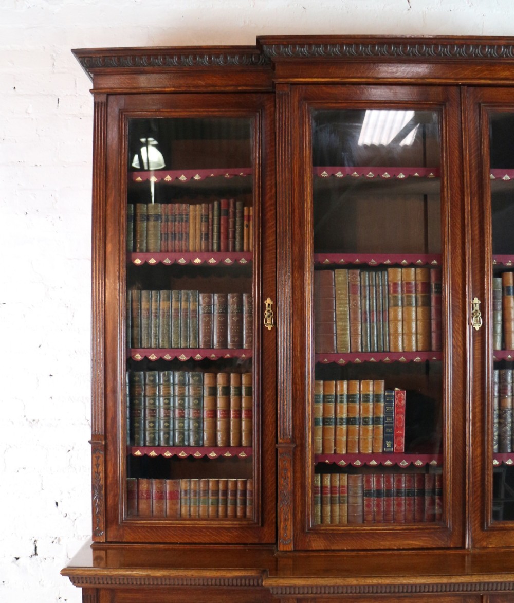 Large Victorian Oak Breakfront Bookcase, attributed to Maple & Co View VII