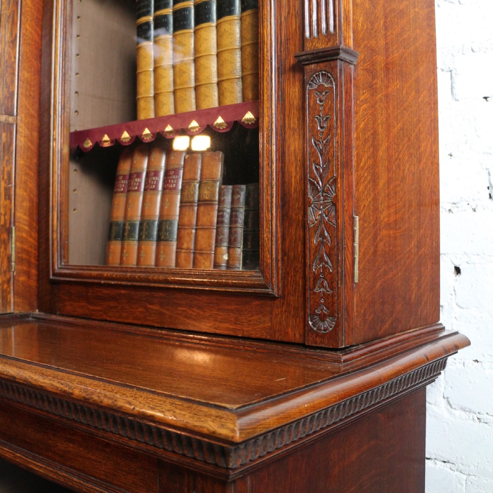 Large Victorian Oak Breakfront Bookcase, attributed to Maple & Co View XIV