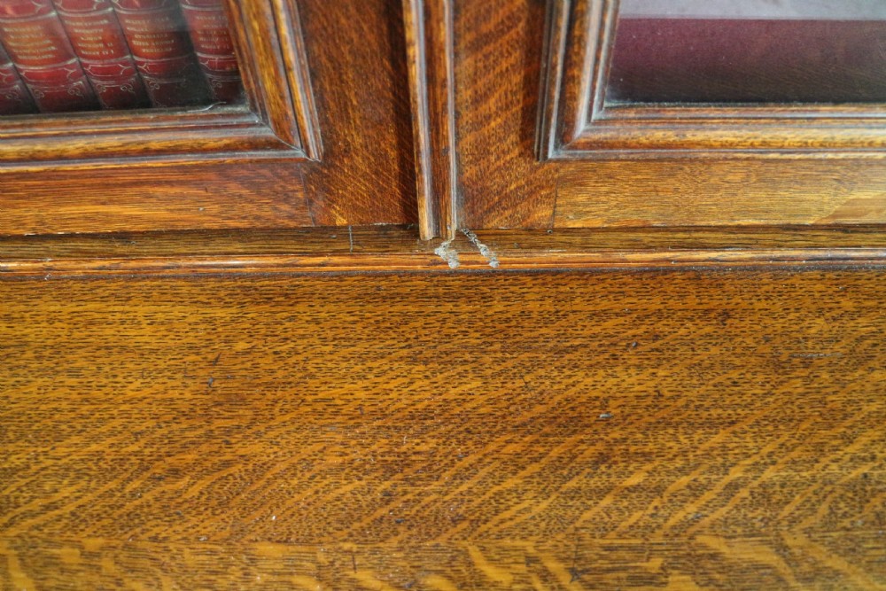 Large Victorian Oak Breakfront Bookcase, attributed to Maple & Co View XX