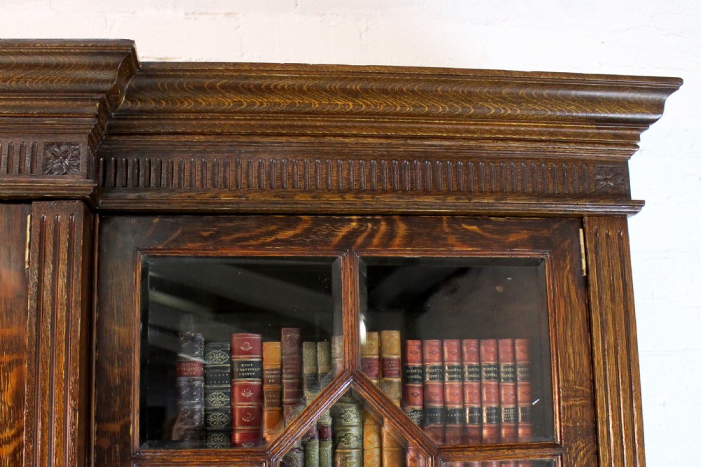 Maple & Co Large Victorian Oak Breakfront Bookcase View IX