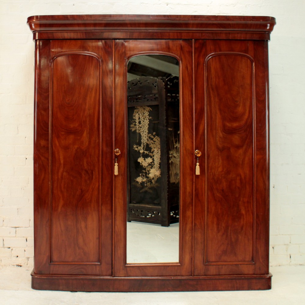 Victorian Mahogany Three Door Fitted Wardrobe
