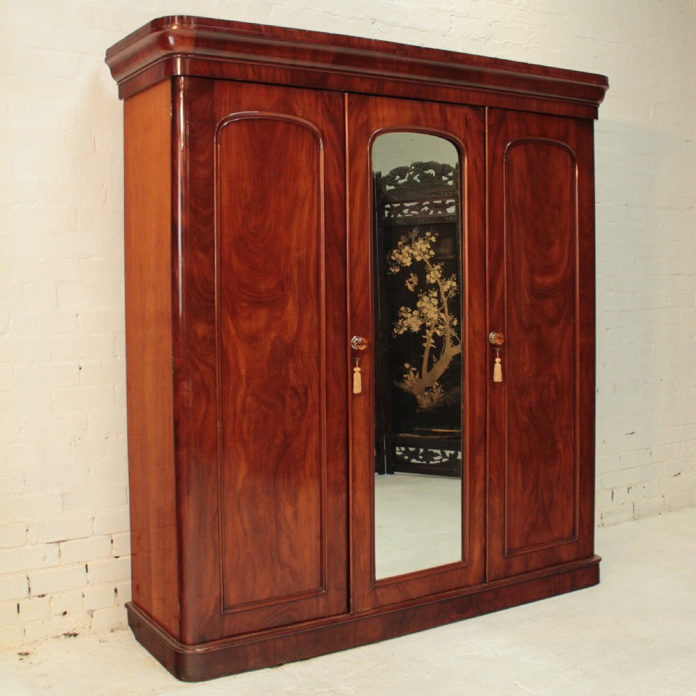 Victorian Mahogany Three Door Fitted Wardrobe View XI