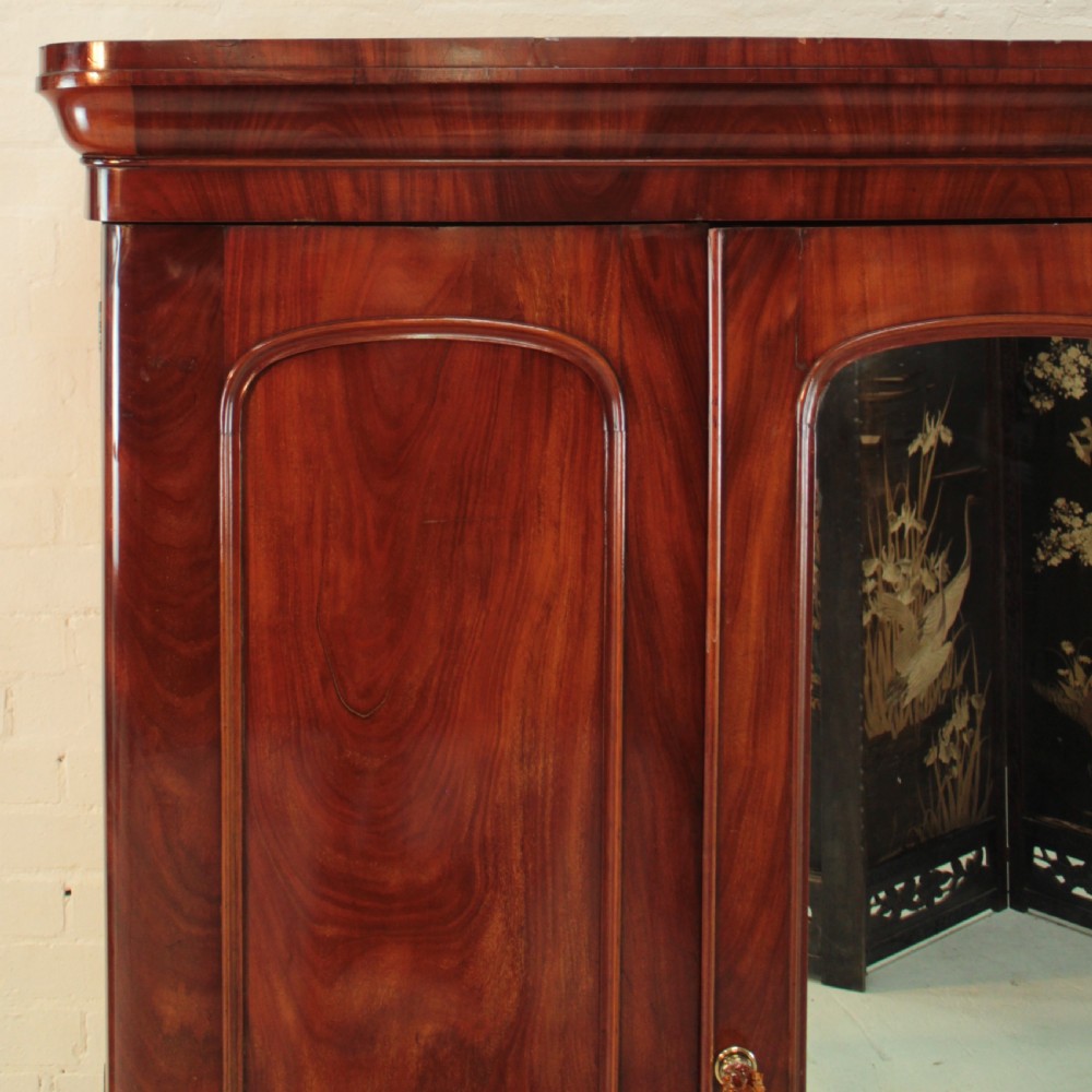 Victorian Mahogany Three Door Fitted Wardrobe View XV