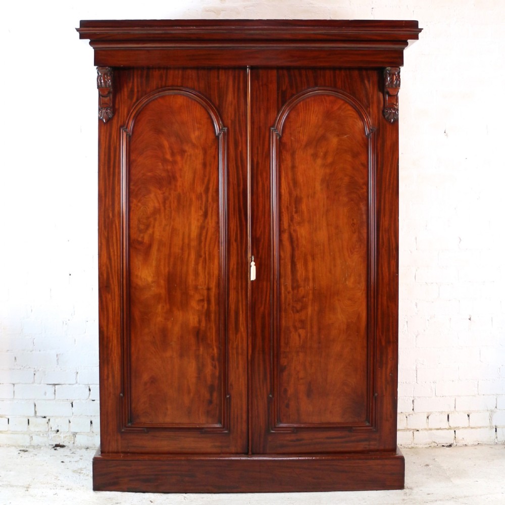 William IV Mahogany Fitted Wardrobe