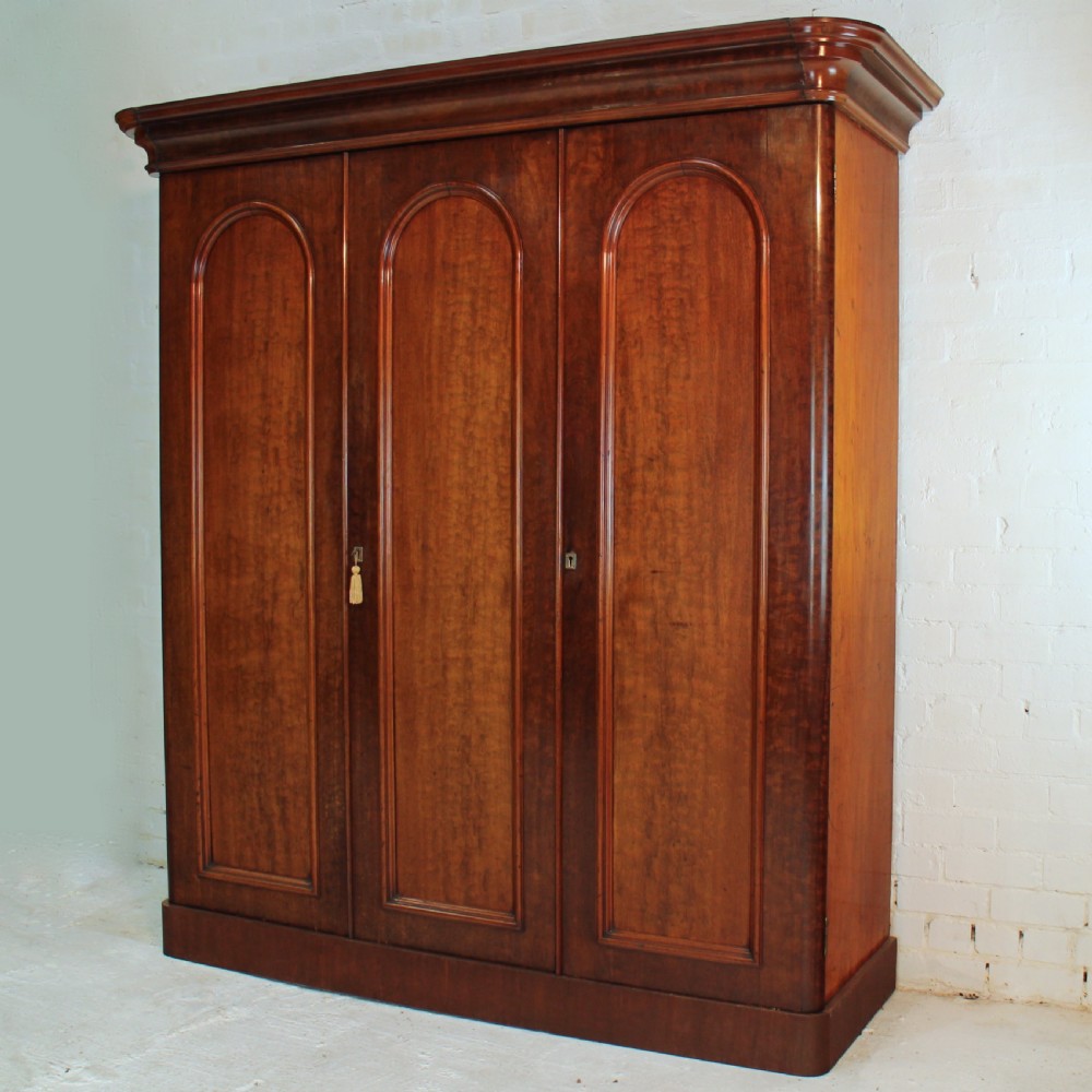 Victorian Mahogany Three Door Fitted Wardrobe, c.1870 View II