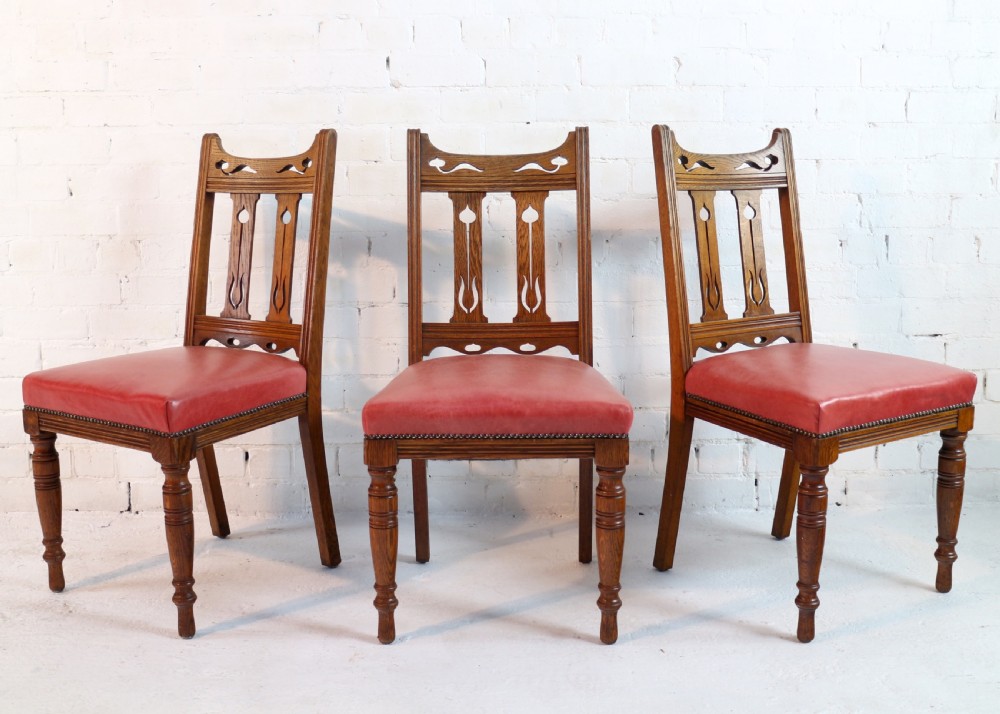 Set of 14 Arts & Crafts Oak Dining Chairs View VII