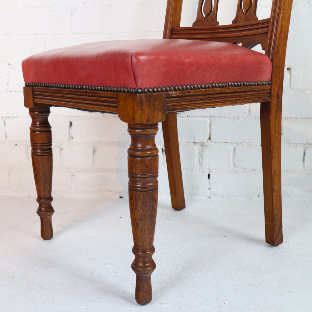 Set of 14 Arts & Crafts Oak Dining Chairs View XVI