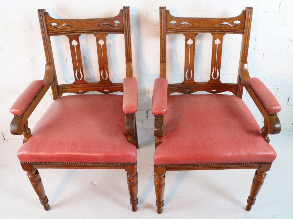 Set of 14 Arts & Crafts Oak Dining Chairs View XX