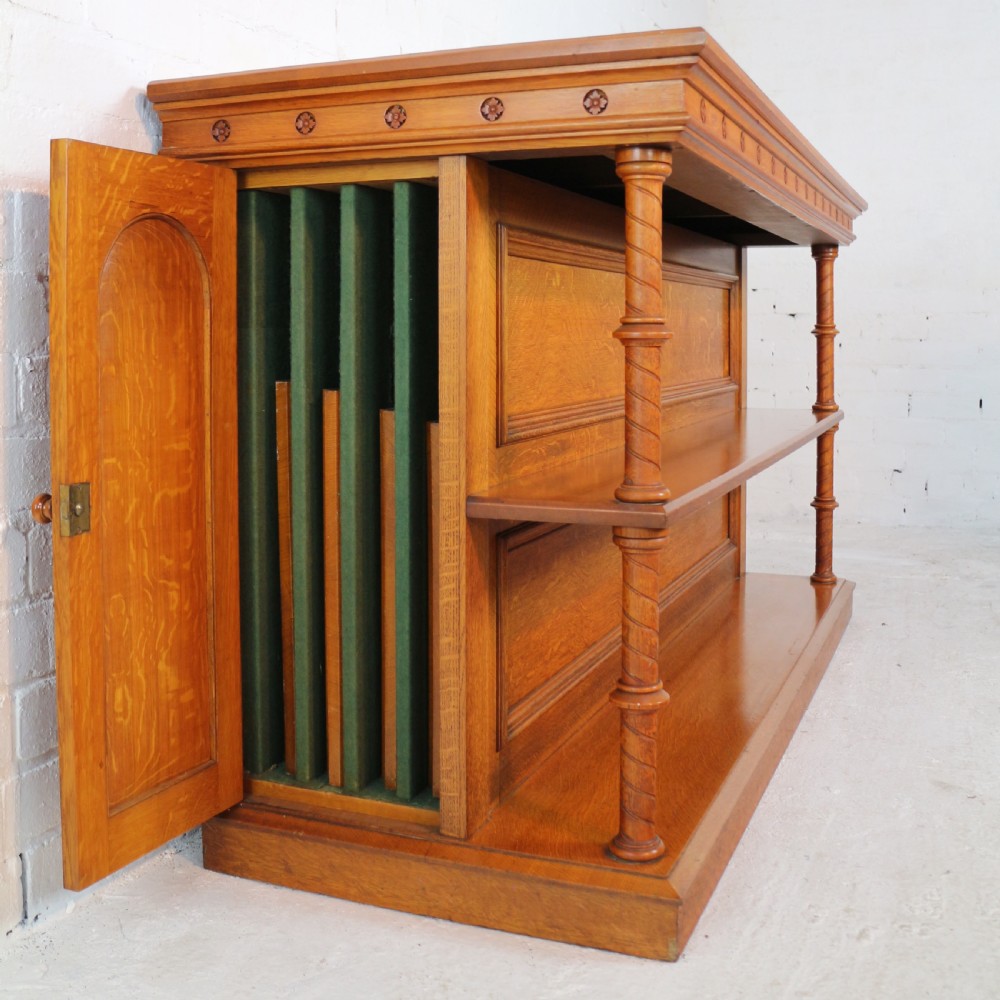 Victorian Oak Extending Dining Table & Leaf Holder,  12ft View XXVIII