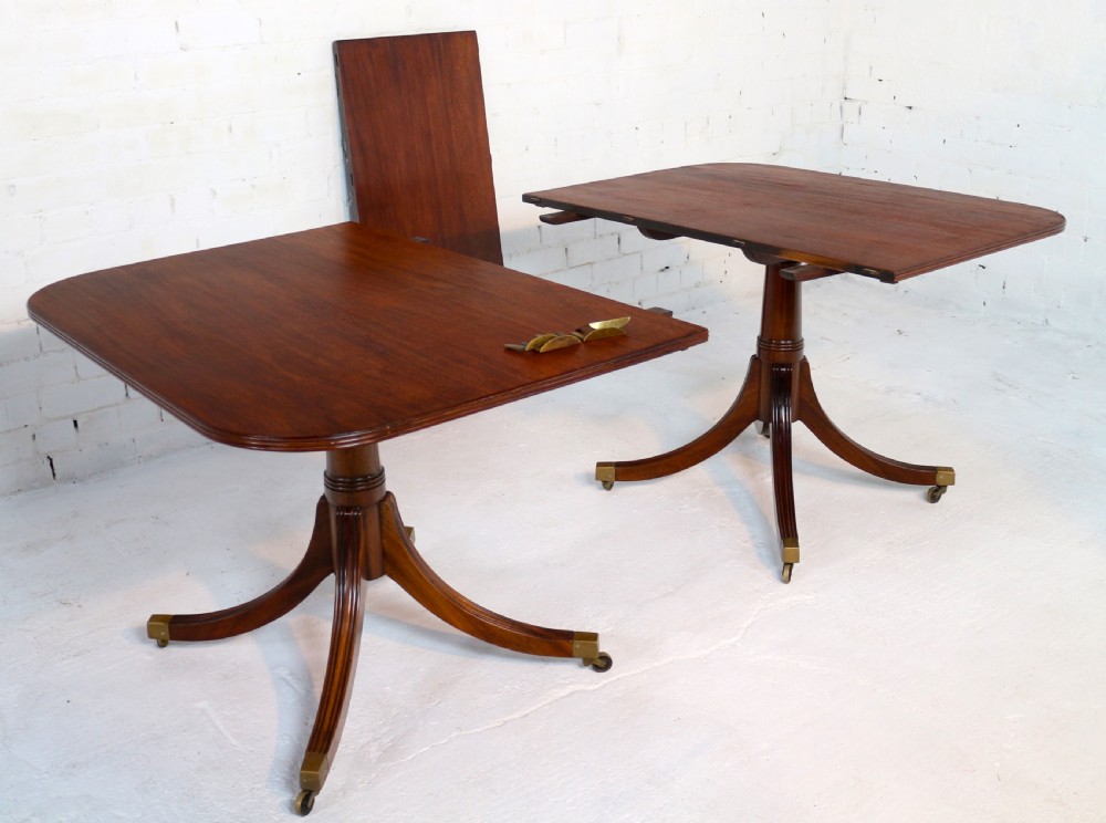 Regency Style Solid Mahogany Extending Twin Pillar Dining Table, c.1920 View XII