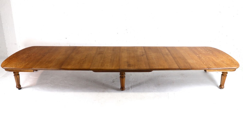 Early Victorian Extra Wide 20ft Oak Extending Dining Table & 7 Leaves View IV