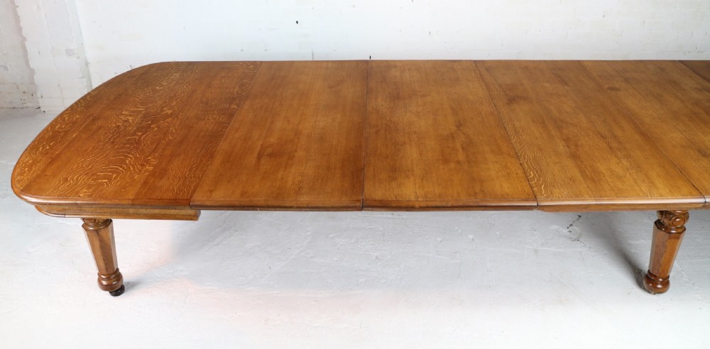 Early Victorian Extra Wide 20ft Oak Extending Dining Table & 7 Leaves View X