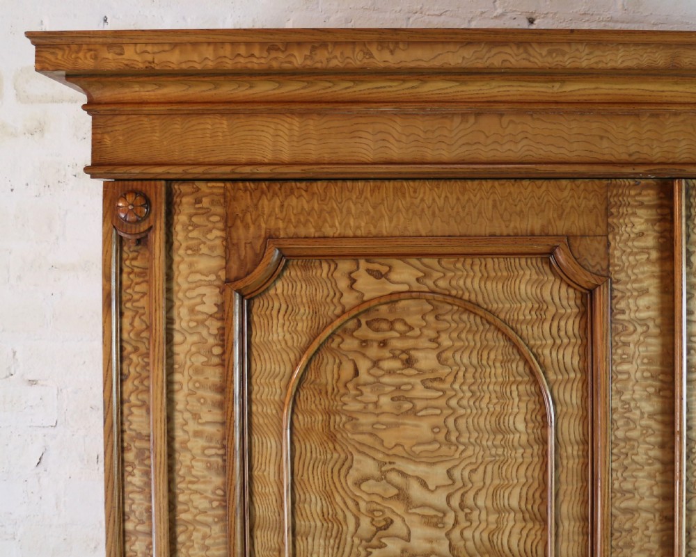 Scottish William IV Figured Elm Two Door Fitted Wardrobe, c.1830 View X