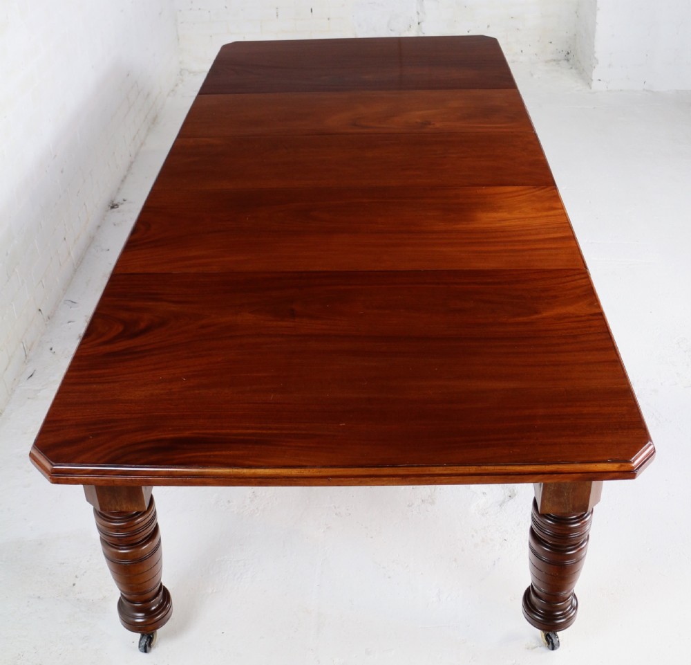 Maple & Co Victorian Mahogany Extending Dining Table with Three Leaves View VI