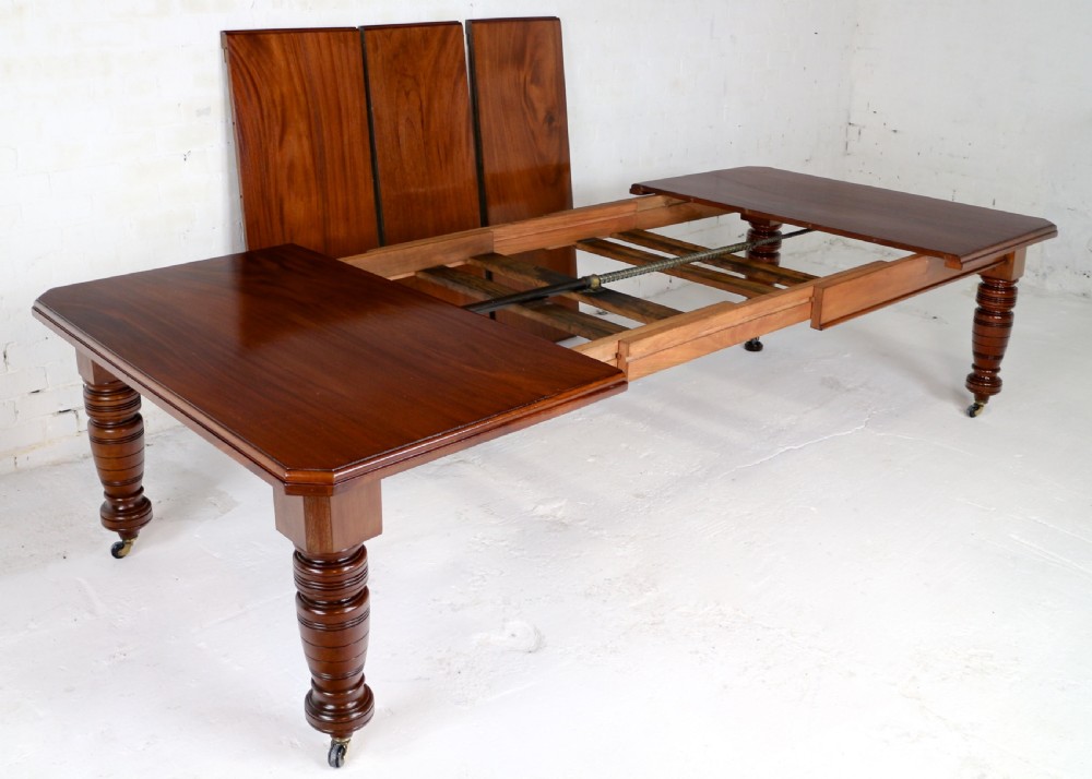 Maple & Co Victorian Mahogany Extending Dining Table with Three Leaves View XVI